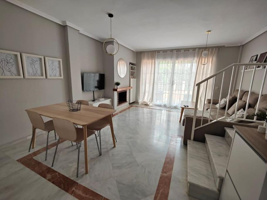 Casa de férias Jolie Maison A Cabopino *
