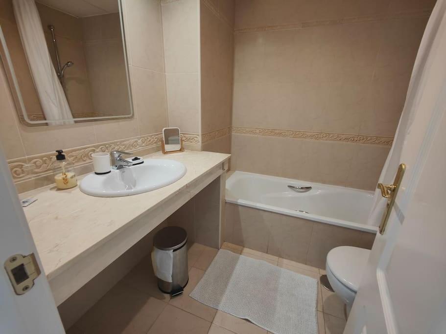 Casa de férias Jolie Maison A Cabopino Marbella